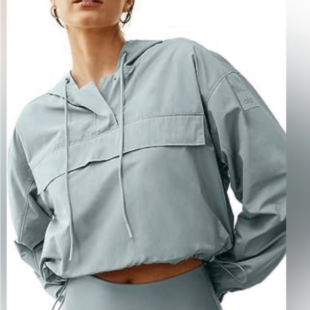 ALO Yoga international anorak hoodie new with no tag